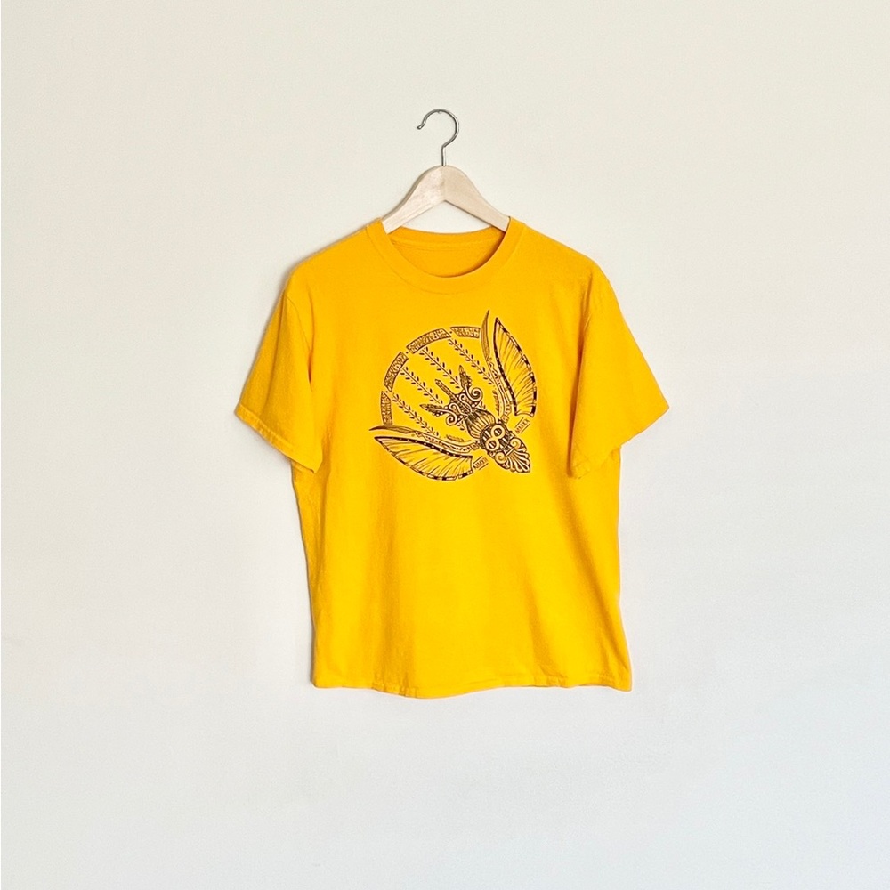 Infinite Discs Roman Bomber Disc Golf Graphic Yellow T Shirt Adult size Medium